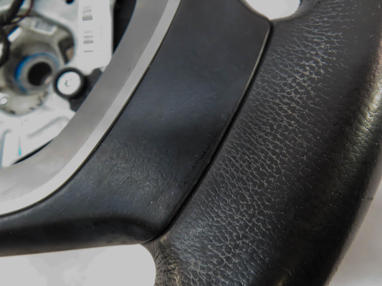 Thumbnail 7: 2011-2018 BMW X3 X4 (F25 F26) 3 SPOKE SPORT STEERING WHEEL w/ SWITCHES & PADDLES