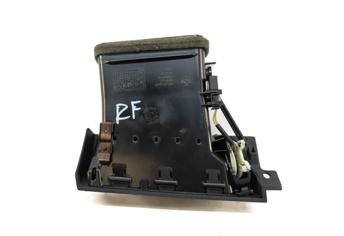 Thumbnail 4: 2011 BMW X3 (F25) FRONT RIGHT PASSENGER DASH HVAC A/C HEATER AIR VENT (BLACK)