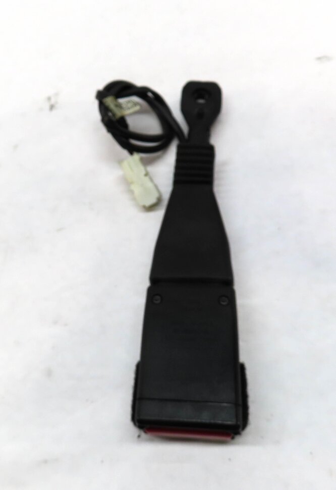 Thumbnail 4: 2011-2018 BMW X3 X4 (F25 F26) LEFT FRONT DRIVER SEATBELT BUCKLE RECEIVER