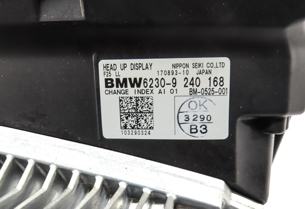 Thumbnail 7: 2011 BMW X3 (F25) FRONT LEFT INFORMATION INFO HEADS UP HEADSUP DISPLAY PROJECTOR