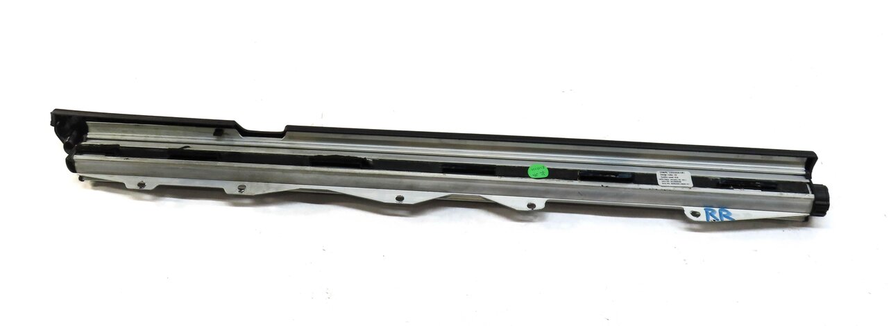 Thumbnail 3: 2011-2017 BMW X3 (F25) RIGHT SIDE REAR DOOR RETRACTABLE WINDOW SHADE UV SCREEN