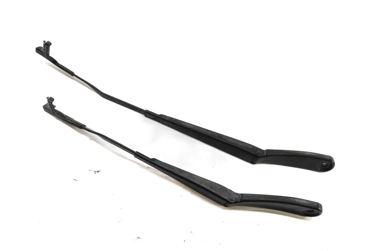 2011-2019 BMW X3 X4 (F25 F26) FRONT LEFT & RIGHT WINDSHIELD WIPER ARM SET