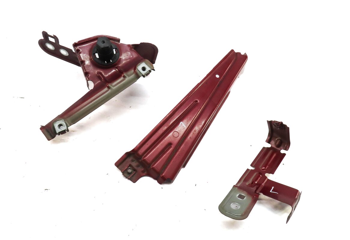 2011 BMW X3 (F25) FRONT LEFT DRIVER FENDER MOUNT BRACKET SET 3 (VERMILION RED)