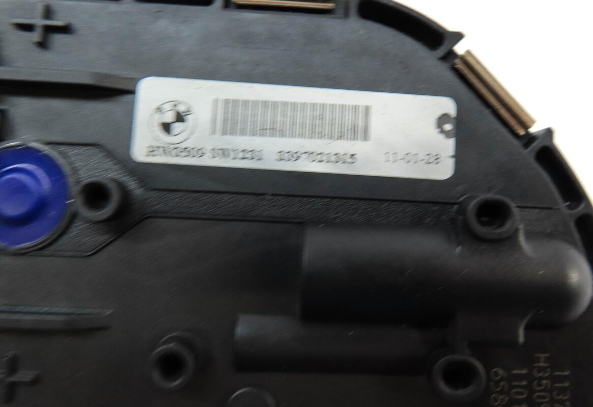 Thumbnail 4: 2011-2017 BMW X3 (F25) FRONT WINDOW GLASS WINDSHIELD WIPER MOTOR