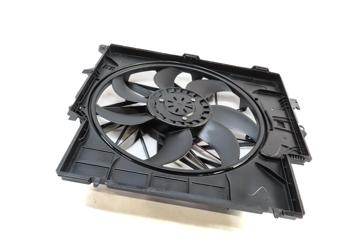 11-18 BMW X3 X4 (F25 F26) 3.0L N55 TURBO ENGINE 600 WATT RADIATOR COOLING FAN