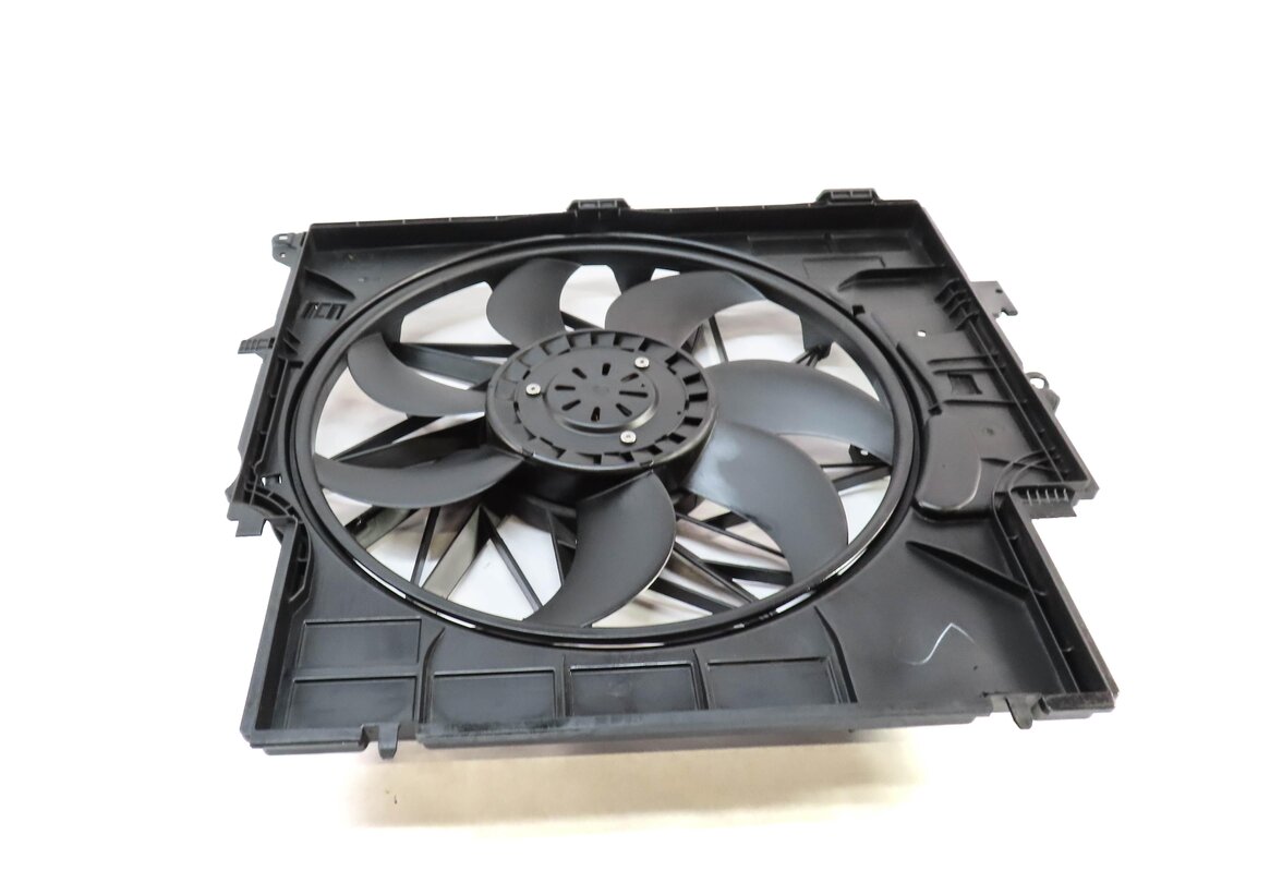 Thumbnail 2: 11-18 BMW X3 X4 (F25 F26) 3.0L N55 TURBO ENGINE 600 WATT RADIATOR COOLING FAN