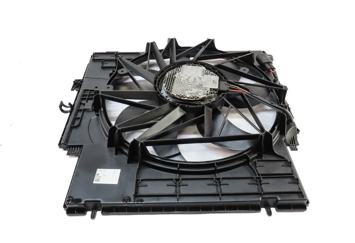 Thumbnail 4: 11-18 BMW X3 X4 (F25 F26) 3.0L N55 TURBO ENGINE 600 WATT RADIATOR COOLING FAN