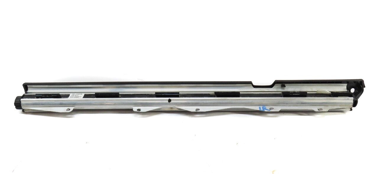 Thumbnail 3: 2011-2017 BMW X3 (F25) LEFT SIDE REAR DOOR RETRACTABLE WINDOW SHADE UV SCREEN