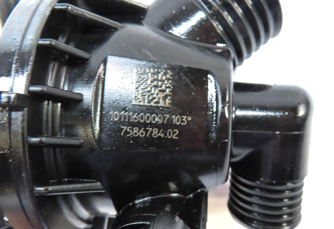 Thumbnail 6: 2011 BMW X3 (F25) 3.0L TURBO (N55) ENGINE THERMOSTAT HOUSING 11537586784