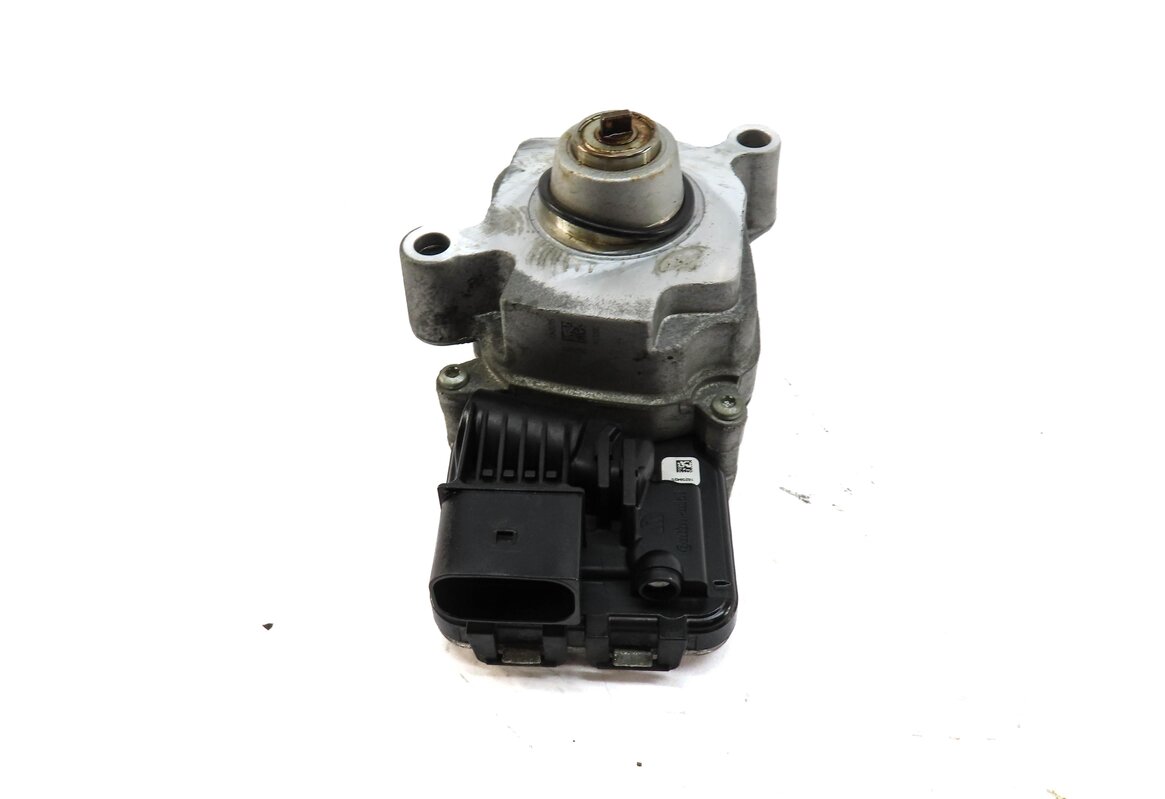 Thumbnail 4: 10-19 BMW 2 3 4 5 6 7 X3 X4 X5 X6 (F10 F15 F16 F22 F30 F32) TRANSFER CASE MOTOR