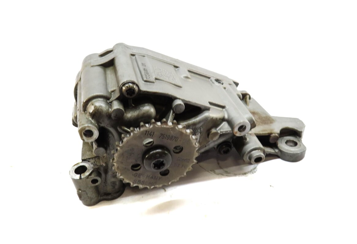 2011 BMW X3 (F25) 3.0L TURBO (N55) ENGINE OIL PUMP 11417573747
