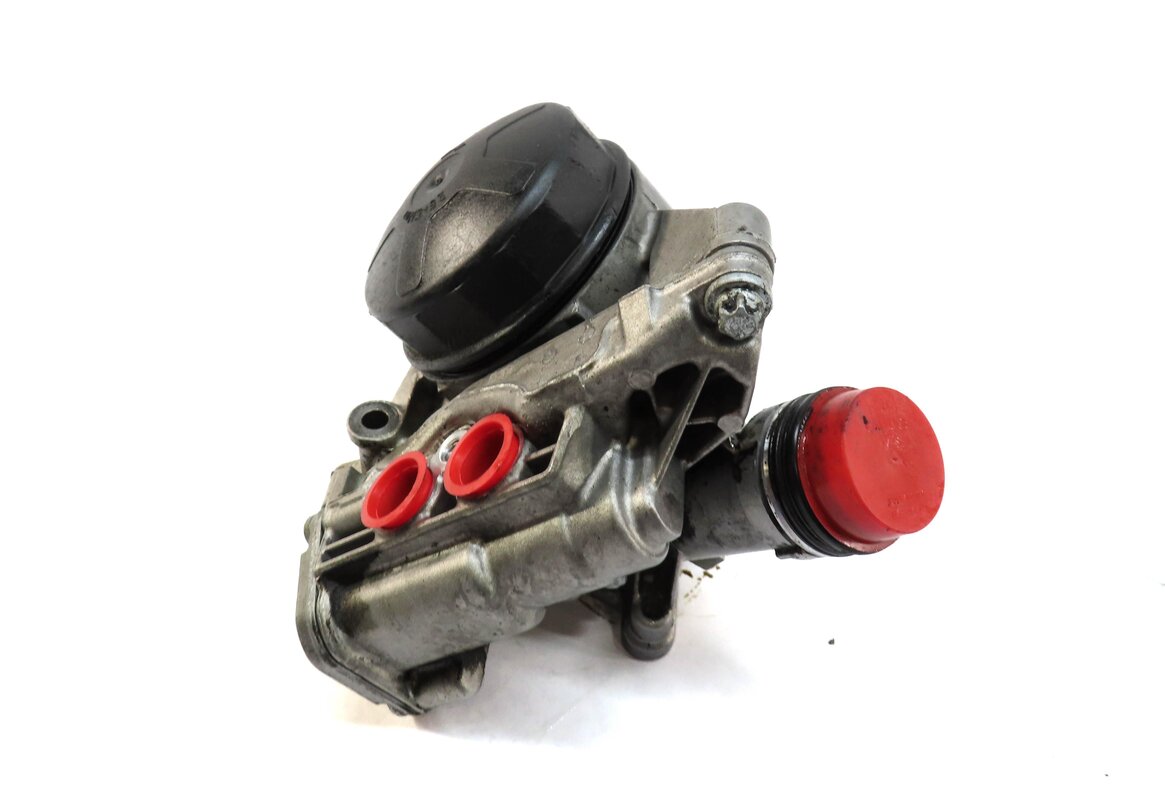 Thumbnail 2: 2011 BMW X3 (F25) 3.0L TURBO (N55) ENGINE OIL FILTER HOUSING 7573051 7548032