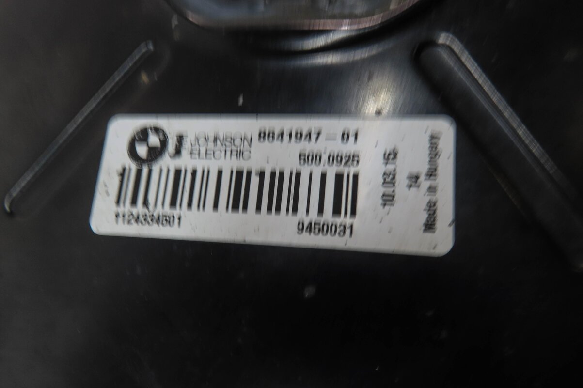 Thumbnail 6: 12-16 BMW 2 3 4 SERIES (F22 F30 F31 F32) RADIATOR ELECTRIC COOLING FAN w/ SHROUD
