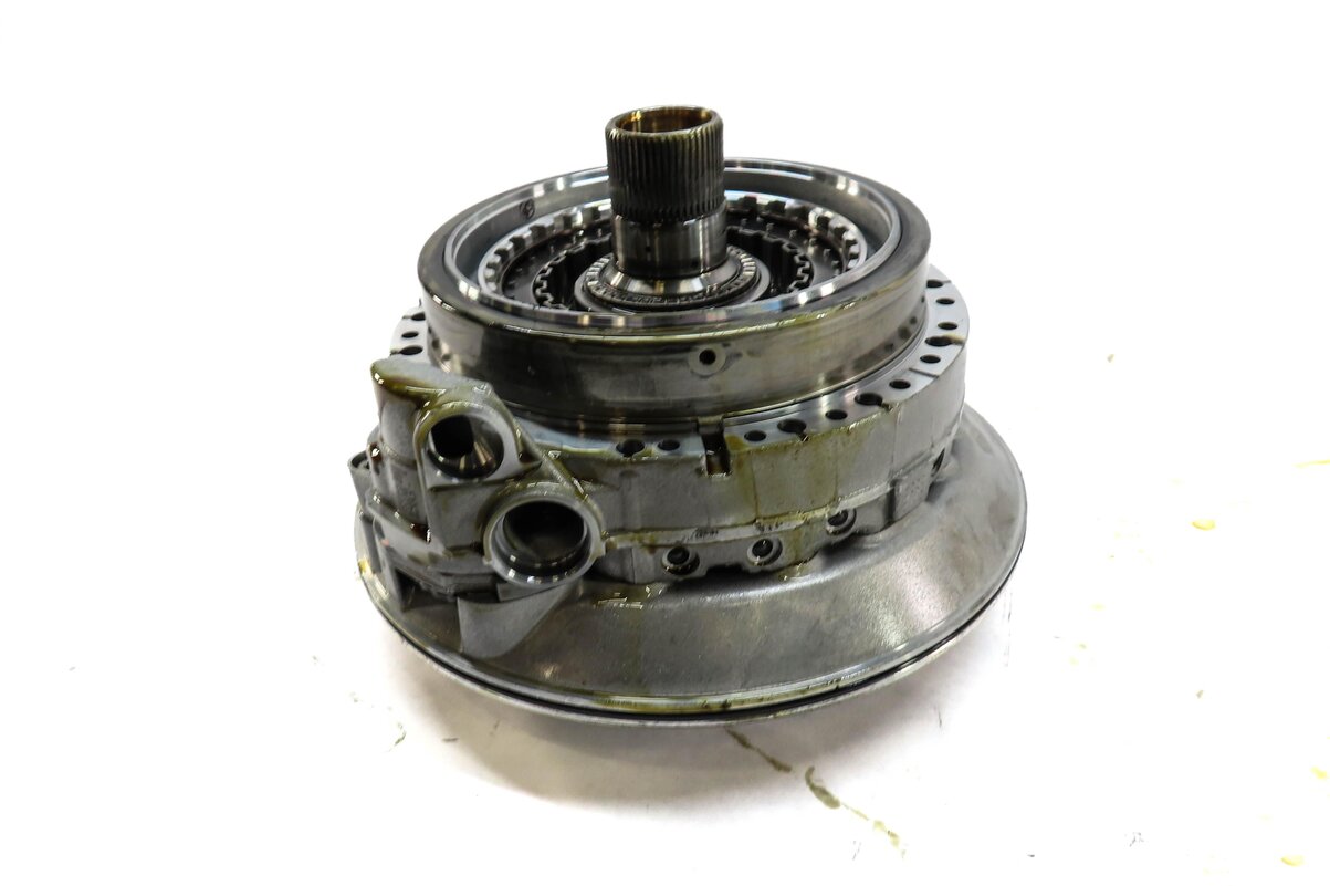 Thumbnail 2: 14-16 BMW 228i 328i 428i 528i (F22 F30 F32 F10) 8HP-45 TRANSMISSION OIL PUMP