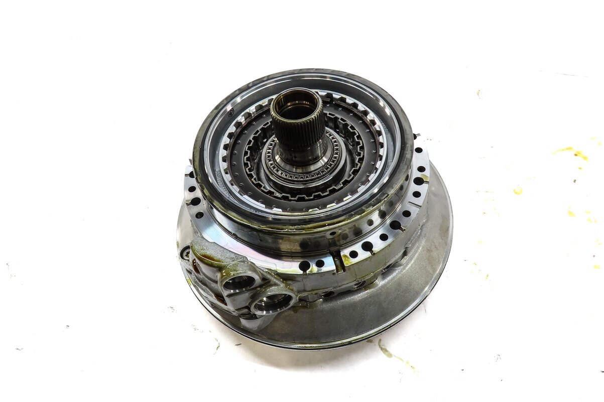 Thumbnail 4: 14-16 BMW 228i 328i 428i 528i (F22 F30 F32 F10) 8HP-45 TRANSMISSION OIL PUMP
