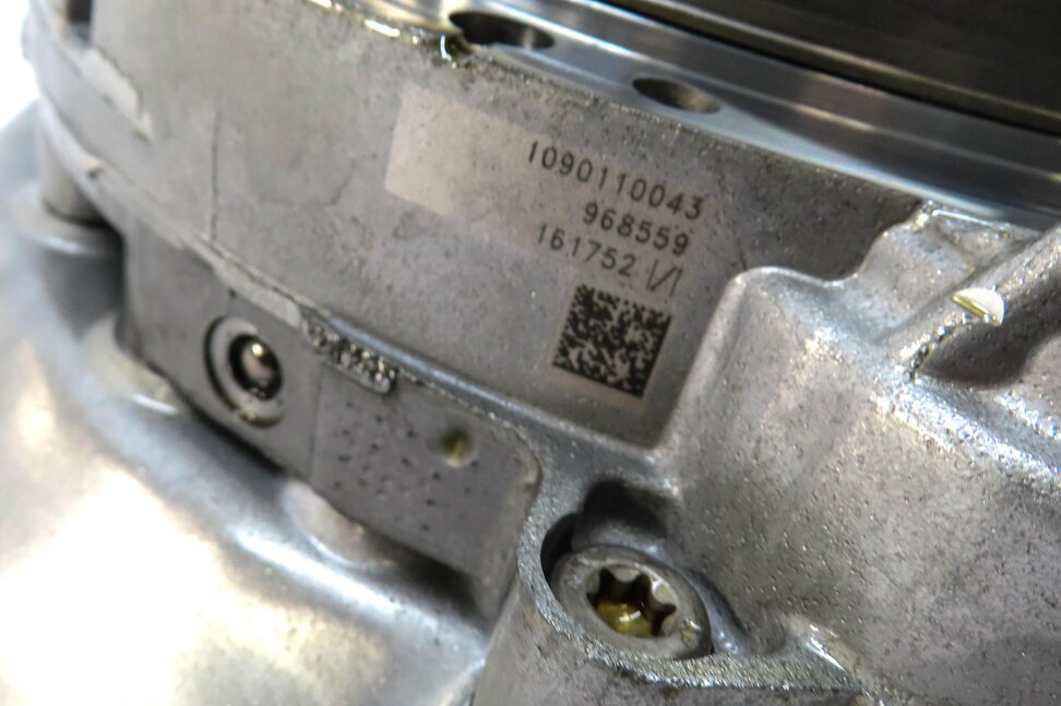 Thumbnail 6: 14-16 BMW 228i 328i 428i 528i (F22 F30 F32 F10) 8HP-45 TRANSMISSION OIL PUMP