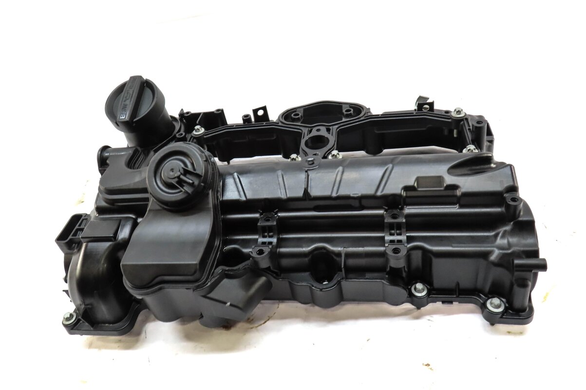 Thumbnail 2: 13-18 BMW 228i 320i 328i 428i 528i X1 X3 X5 Z4 - 2.0L TURBO ENGINE VALVE COVER
