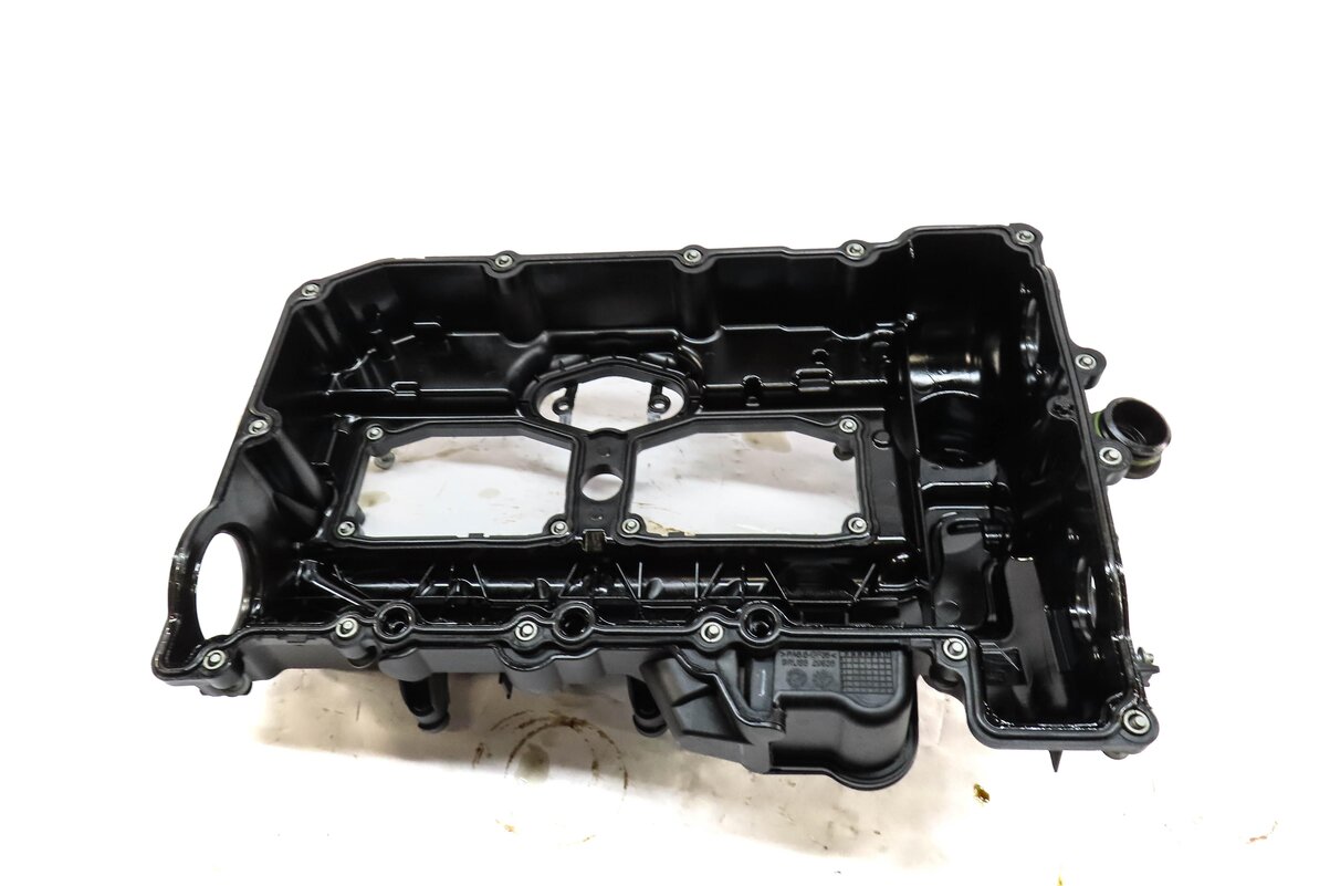 Thumbnail 4: 13-18 BMW 228i 320i 328i 428i 528i X1 X3 X5 Z4 - 2.0L TURBO ENGINE VALVE COVER