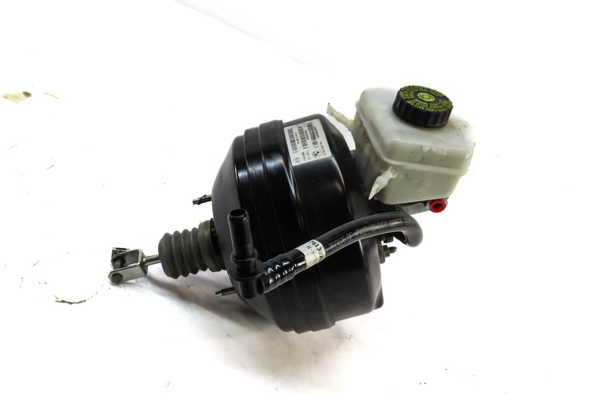 Thumbnail 2: 13-20 BMW 2 3 4 SERIES (F22 F30 F32 F34) POWER BRAKE BOOSTER w/ MASTER CYLINDER