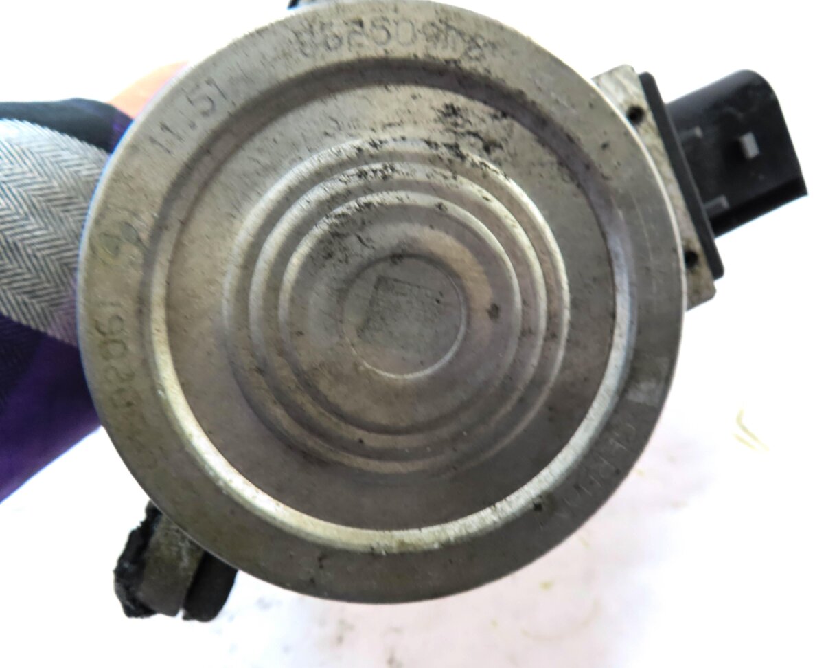Thumbnail 5: 12-18 BMW 328i 428i 528i X3 X5 Z4 (F30 F31 F32 F10 E84 F15 F25) 2.0L WATER PUMP