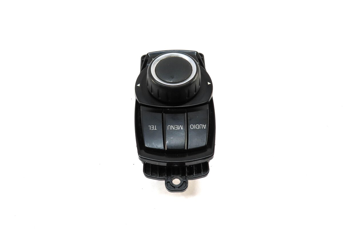 Thumbnail 4: 2015 BMW 428i (F32) I-DRIVE iDRIVE RADIO NAVIGATION SCREEN CONTROL KNOB (4 PIN)