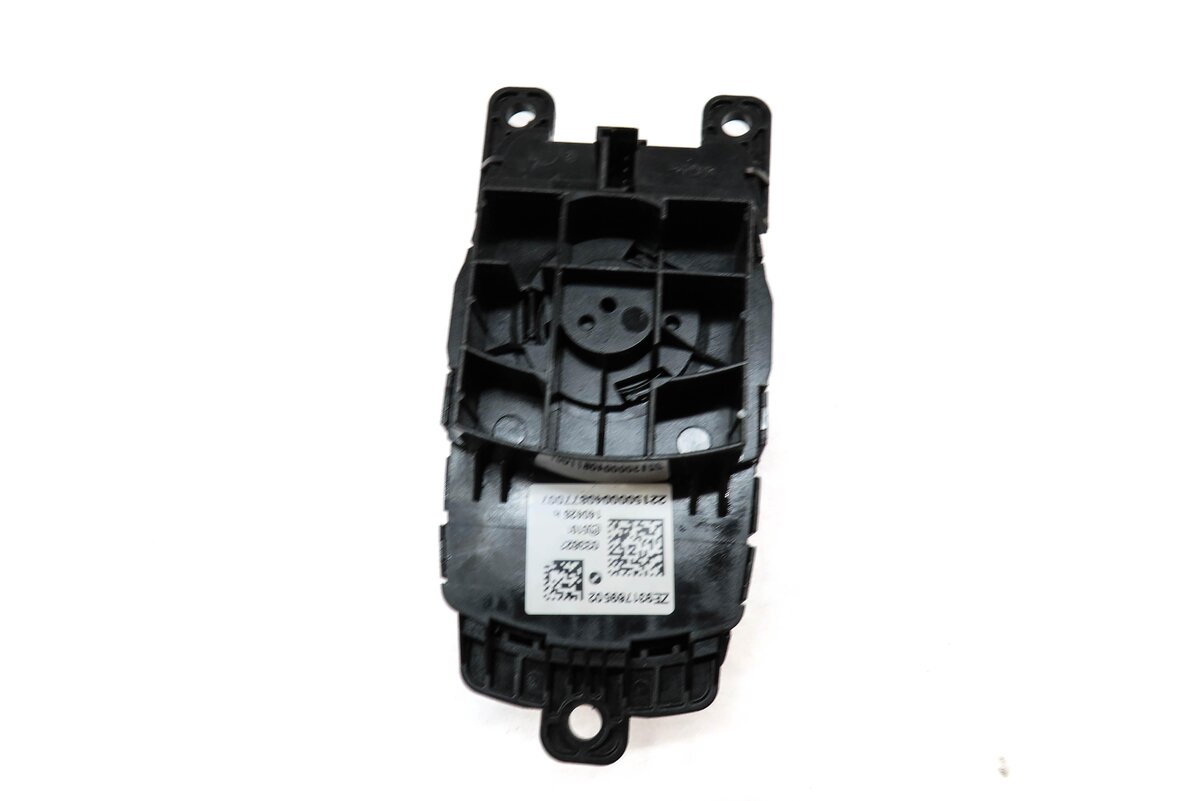 Thumbnail 5: 2015 BMW 428i (F32) I-DRIVE iDRIVE RADIO NAVIGATION SCREEN CONTROL KNOB (4 PIN)