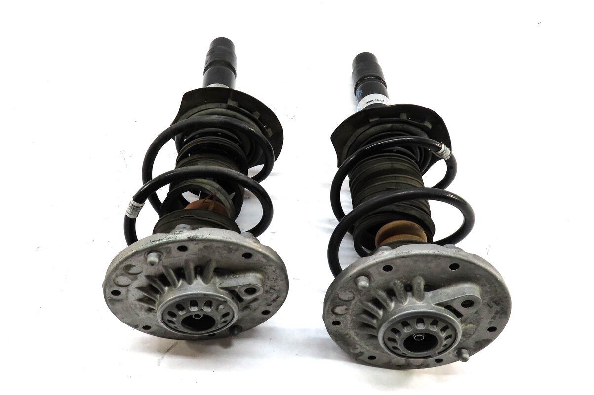 Thumbnail 2: 2014-2017 BMW 428i 430i (F32) RWD COUPE - FRONT LEFT & RIGHT SHOCK STRUT SET-2