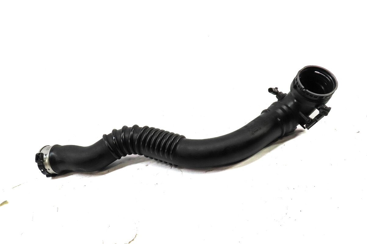 2015 BMW 428i (F32) 2.0L TURBO N26 ENGINE AIR INTERCOOLER INDUCTION CHARGE PIPE