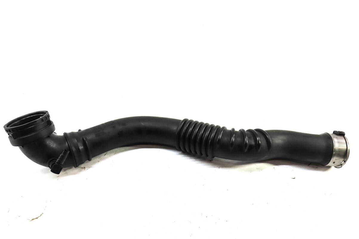 Thumbnail 3: 2015 BMW 428i (F32) 2.0L TURBO N26 ENGINE AIR INTERCOOLER INDUCTION CHARGE PIPE