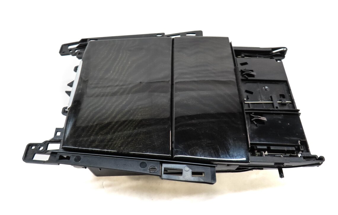 Thumbnail 3: 2012 MERCEDES E350 SEDAN (W212) FRONT CENTER CONSOLE CUPHOLDER (ASH WOOD)