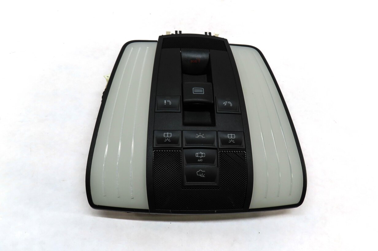 Thumbnail 3: 2012 MERCEDES E350 SEDAN (W212) FRONT ROOF DOME LIGHT w/ SWITCH BUTTONS (BLACK)