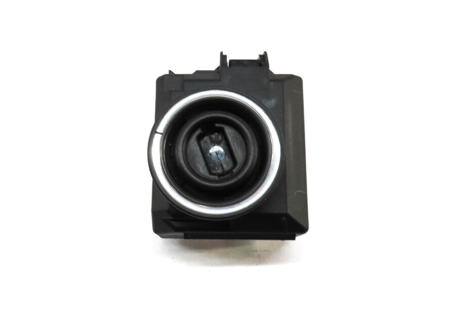 Thumbnail 2: 2010-2015 MERCEDES E GLK CLS SLS CLASS (C197 W204 W212 X204) IGNITION SWITCH