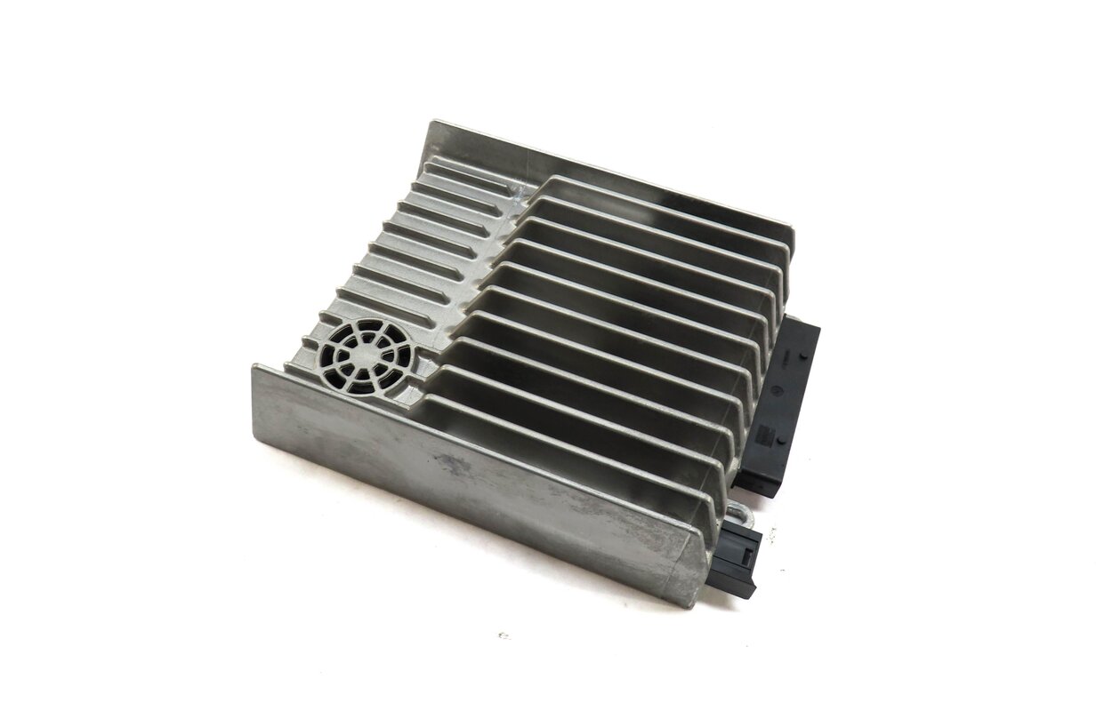 08-13 MERCEDES C300 C350 C63 E350 E550 E63 GLK3450 CLS550 HARMAN AUDIO AMPLIFIER
