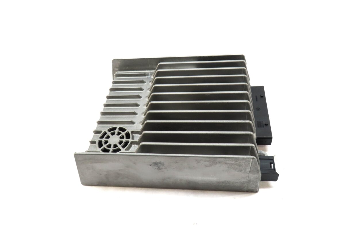 Thumbnail 2: 08-13 MERCEDES C300 C350 C63 E350 E550 E63 GLK3450 CLS550 HARMAN AUDIO AMPLIFIER