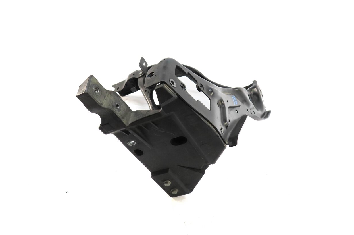 Thumbnail 3: 12 MERCEDES E350 SEDAN W212 FRONT RIGHT PASSENGER HEADLIGHT FENDER SUPPORT MOUNT