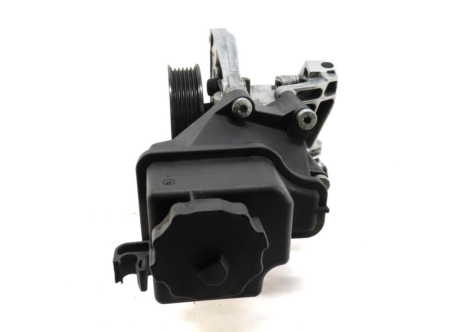 Thumbnail 5: 2012-2020 MERCEDES E350 SLC43 SLK350 (W212 W172) POWER STEERING PUMP w/ PULLEY