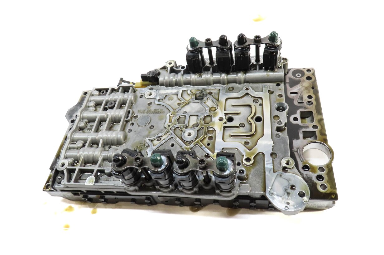Thumbnail 3: 2012 MERCEDES E350 SEDAN (W212) 3.5L TURBO (M276) AUTO TRANS VALVE BODY BLOCK
