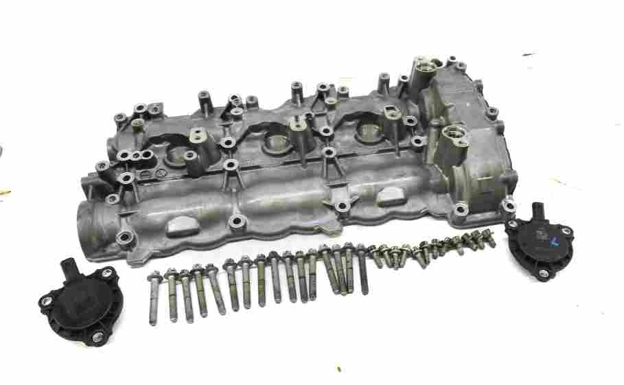 12-15 C350 E350 E400 GLK350 ML350 R350 SLK350 3.5L M276 LEFT HEAD VALVE COVER