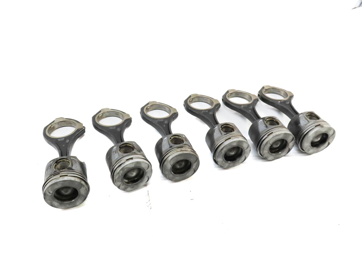 09-12 MERCEDES E GL ML R (W164 W212 W251 X164) 3.0L DIESEL ENGINE PISTON SET 6