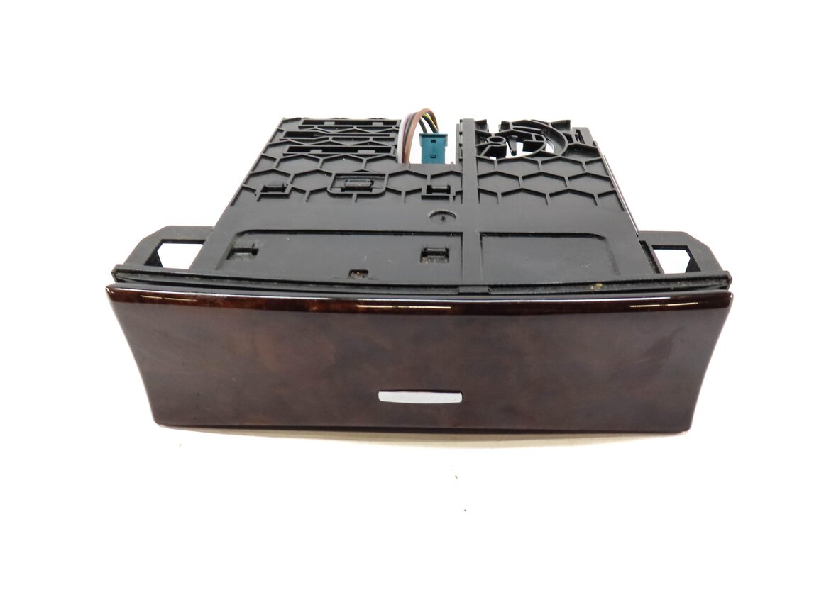 Thumbnail 2: 2010 MERCEDES GL350 X164 FRONT CENTER CONSOLE ASHTRAY (WOOD BURRED WALNUT TRIM)