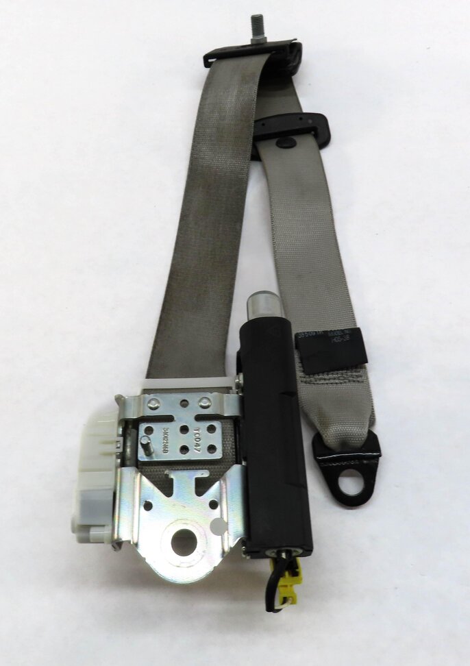 Thumbnail 3: 2010 MERCEDES GL350 (X164) REAR LEFT 2ND ROW SEATBELT RETRACTOR (GRAY)