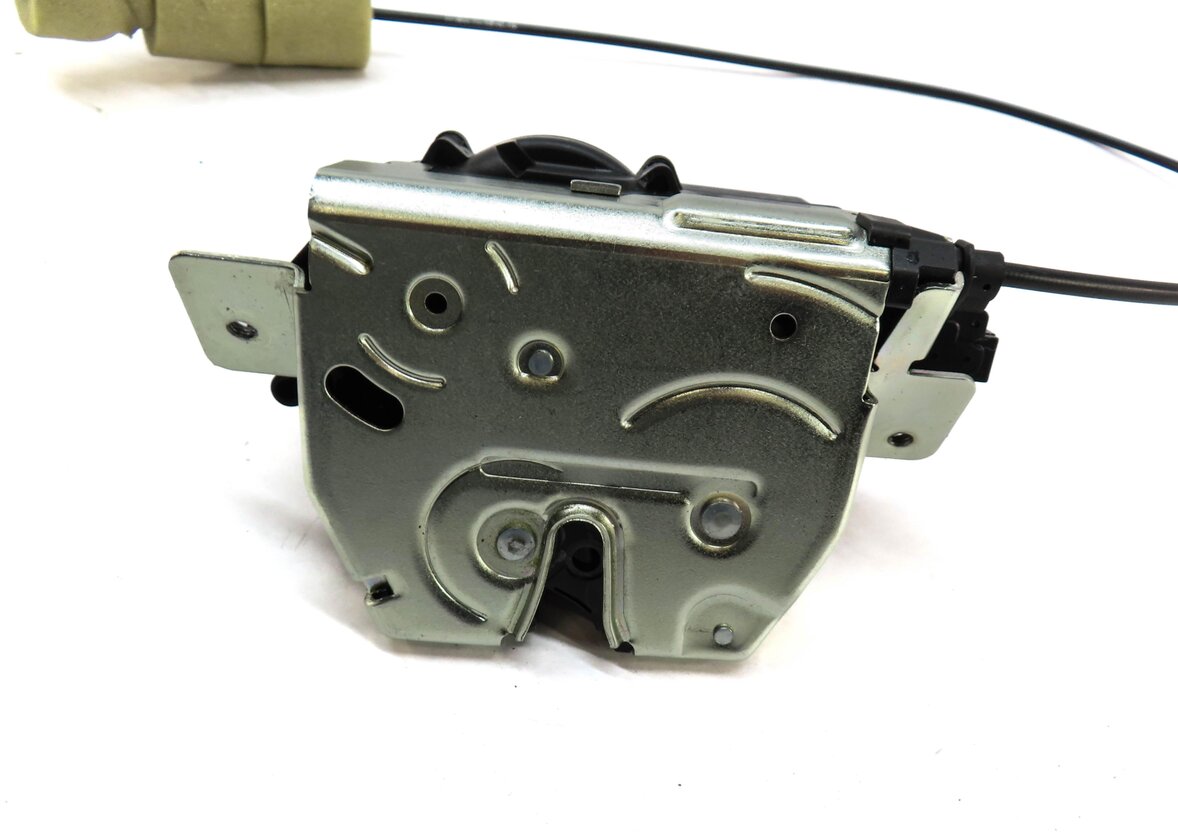 Thumbnail 4: 2010 MERCEDES GL350 (X164) REAR TRUNK HATCH LOCK LATCH ACTUATOR 1647400300