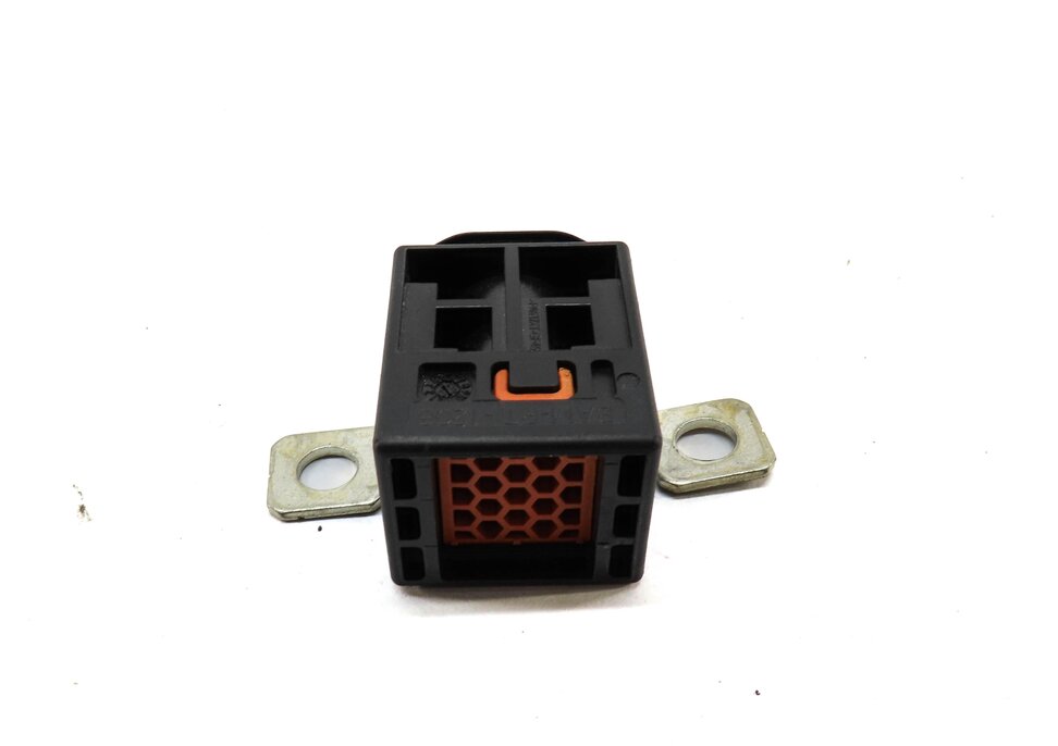 Thumbnail 3: 2010 MERCEDES GL350 (X164) BATTERY CRASH SAFETY OVERLOAD FUSE N000000004516