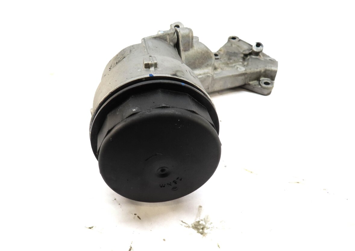 Thumbnail 2: 2010 MERCEDES GL350 (X164) 3.0L TURBO DIESEL ENGINE (OM642) OIL FILTER HOUSING
