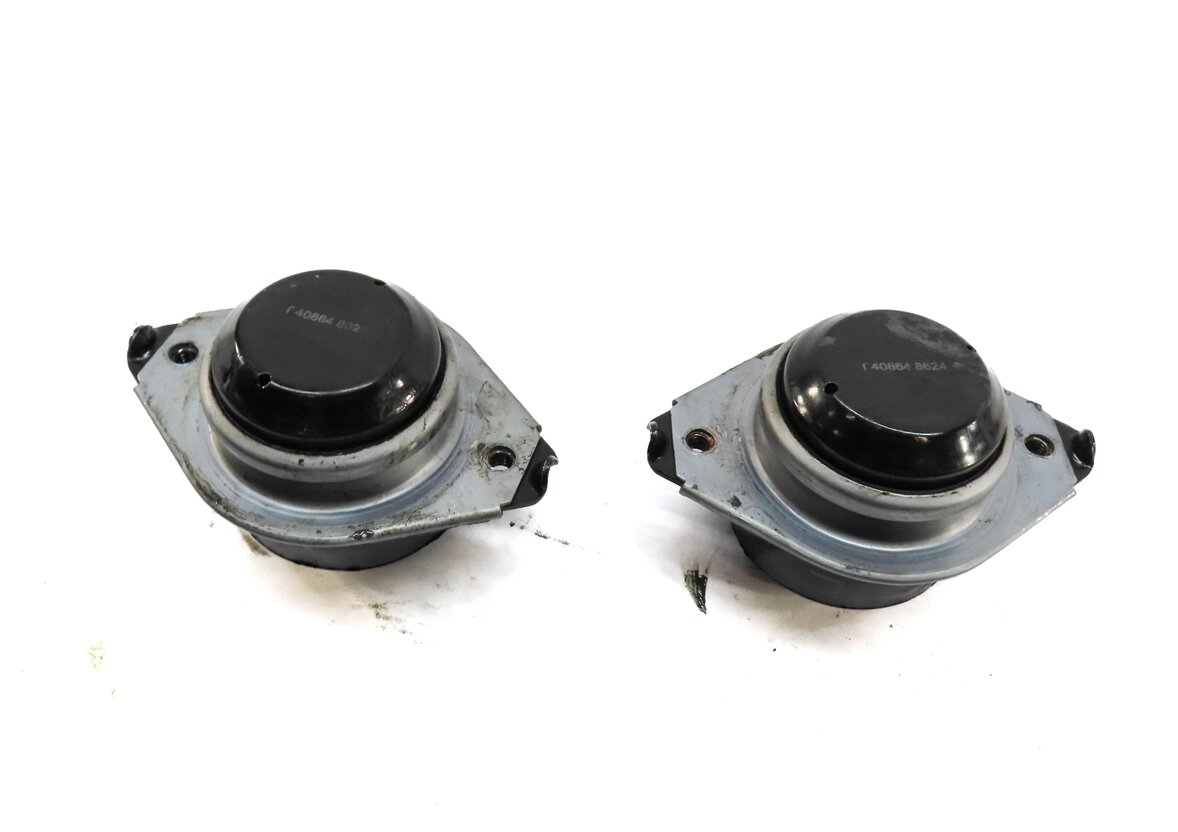 Thumbnail 2: 2010 MERCEDES GL350 (X164) 3.0L TURBO DIESEL OM642 LEFT RIGHT ENGINE MOUNT SET2