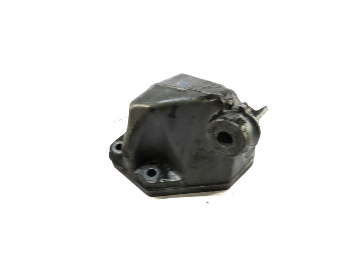2010 MERCEDES GL350 (X164) 3.0L TURBO DIESEL (OM642) LEFT ENGINE MOUNT BRACKET