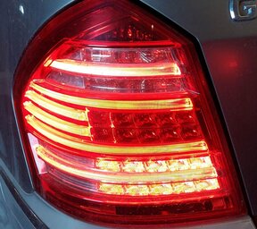 Thumbnail 2: 2010-2012 MB GL350 GL450 GL550 (X164) LEFT DRIVER TAILLIGHT BRAKE LIGHT LAMP