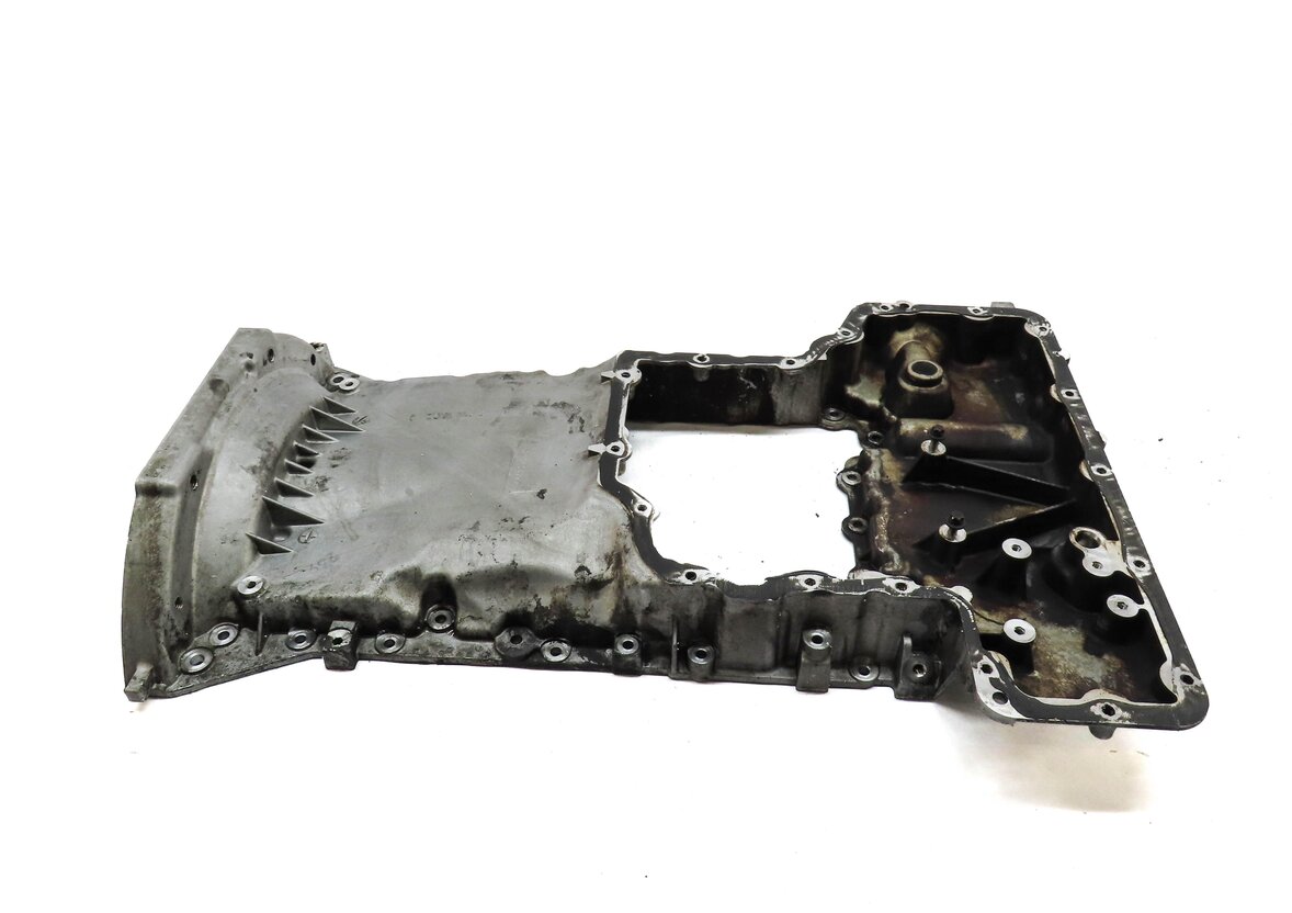 Thumbnail 4: 07-11 MERCEDES GL ML R CLASS (W164 W251 X164) 3.0L DIESEL UPPER ENGINE OIL PAN