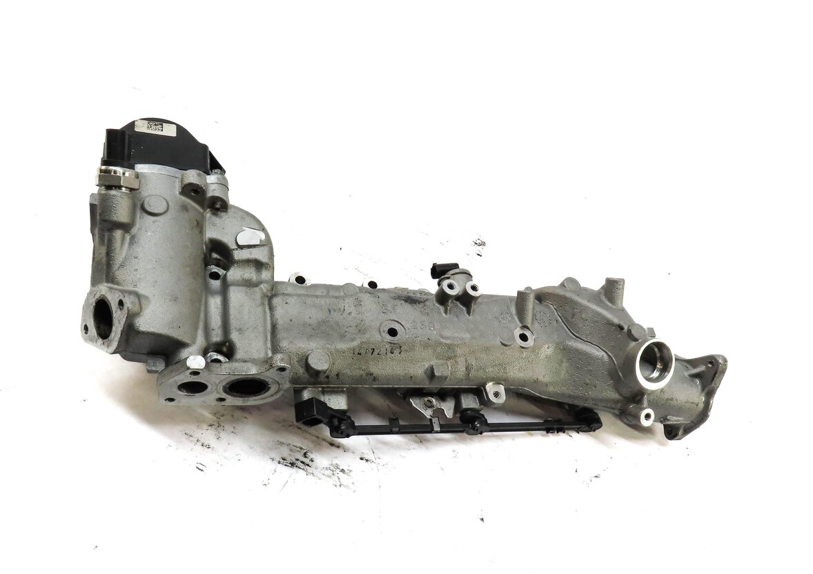 Thumbnail 2: 09-13 MERCEDES GL ML R (W164 W251 X164) 3.0L OM642 DIESEL LEFT INTAKE MANIFOLD