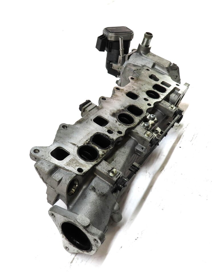 Thumbnail 5: 09-13 MERCEDES GL ML R (W164 W251 X164) 3.0L OM642 DIESEL LEFT INTAKE MANIFOLD